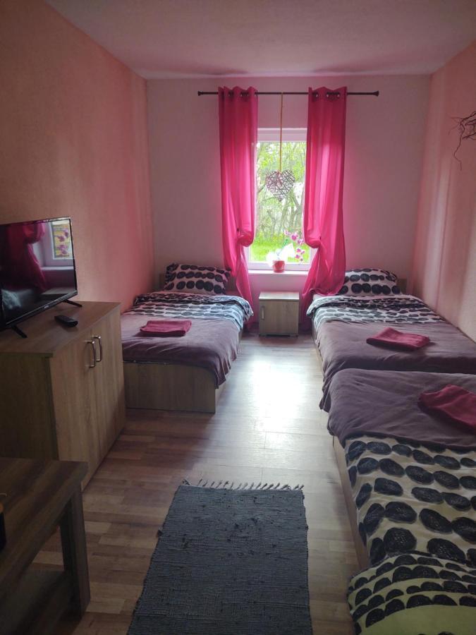 Villa Gosciniec Mariola Człuchów Esterno foto