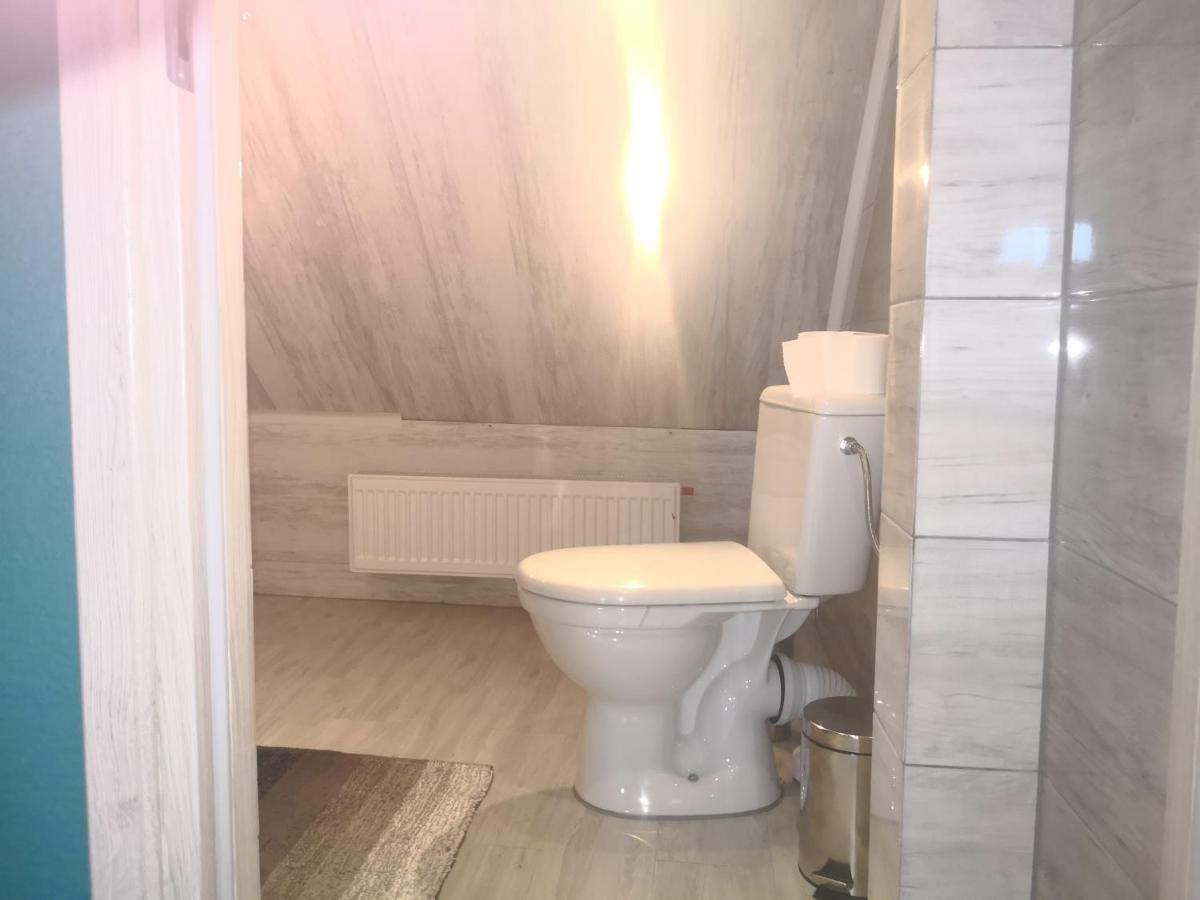 Villa Gosciniec Mariola Człuchów Esterno foto