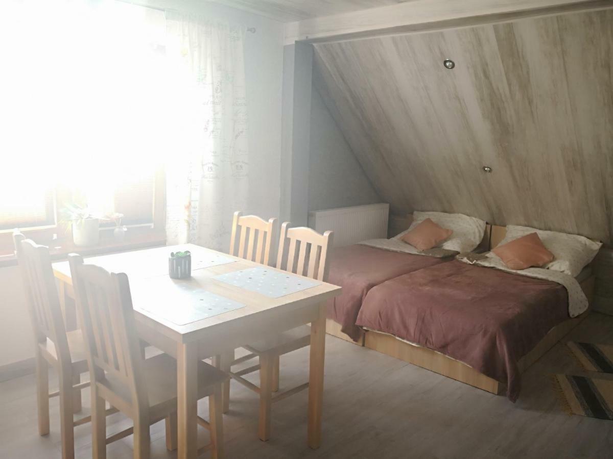 Villa Gosciniec Mariola Człuchów Esterno foto