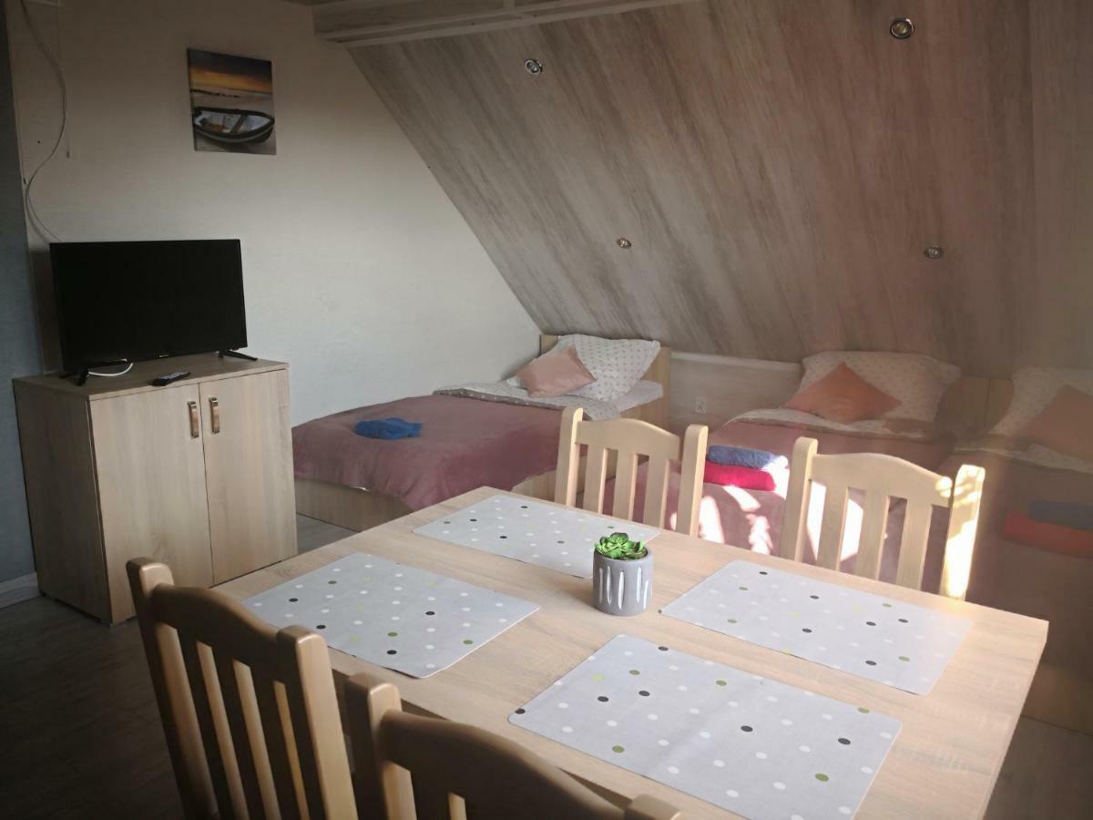 Villa Gosciniec Mariola Człuchów Esterno foto